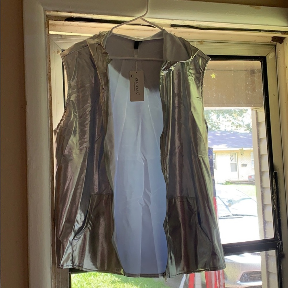 Silver hooded zip up vest